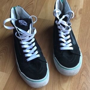 Black Vans Hi-Tops
